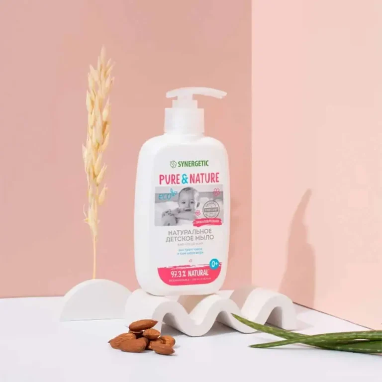 Жидкое мыло Synergetic PURE & NATURE гипоаллергенное с экстрактом овса и соком алоэ вера 0+ 250 мл